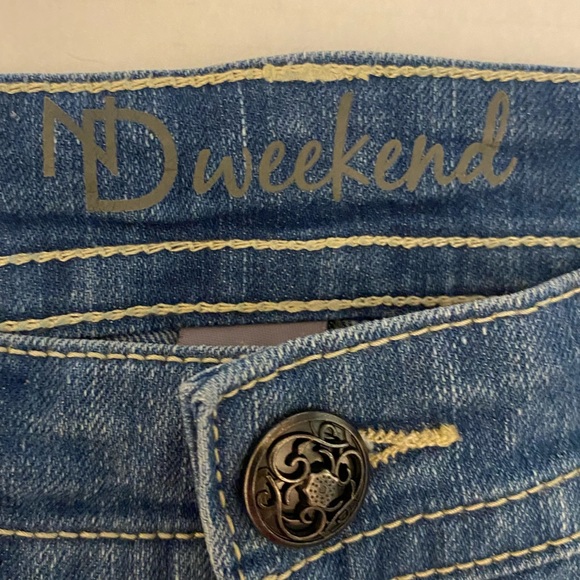 ND Weekend size 10P women’s embellished embroidered stretch denim capris jeans - Picture 10 of 12